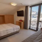 Hotel Bellevue Canazei